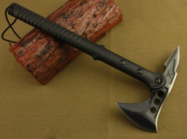 SOG Tactical Axe tomahawk - Image 6