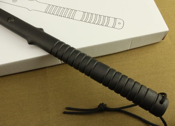 SOG Tactical Axe tomahawk - Image 2